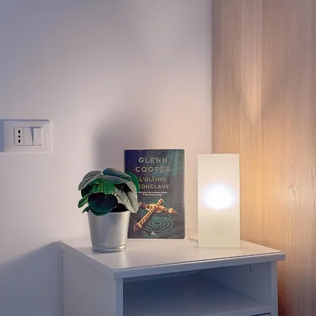 Vittorio Veneto - Modern And By Host Hero شقة