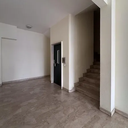 Vittorio Veneto - Modern And By Host Hero *