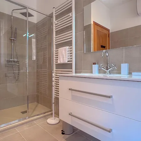 Vittorio Veneto - Modern And By Host Hero *