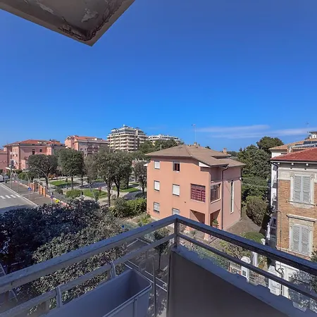 Vittorio Veneto - Modern And *