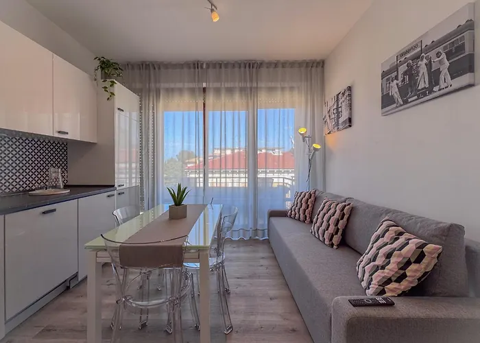 Appartamento Vittorio Veneto - Modern&central By Host Hero *